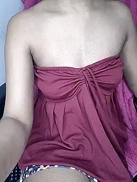 Snapshot of Leeeezzzz_roy chatting on September 16, 7:37 pm Leeeezzzz roy online show from September 16, 7:37 pm