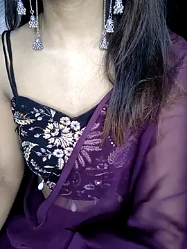 Leeeezzzz roy online show from April 3, 6:50 pm