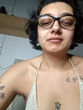 Snapshot of ConeNella chatting on November 26, 10:55 pm ConeNella online show from November 26, 10:55 pm