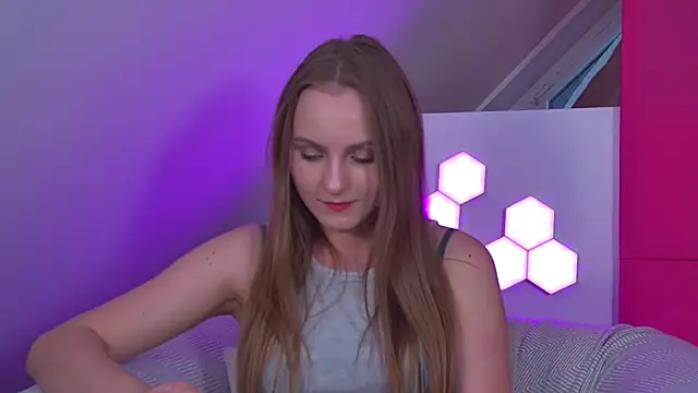 MelissaMelrey online show from May 11, 5:32 pm