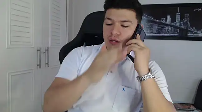 Plug Control online show from December 8, 7:22 pm