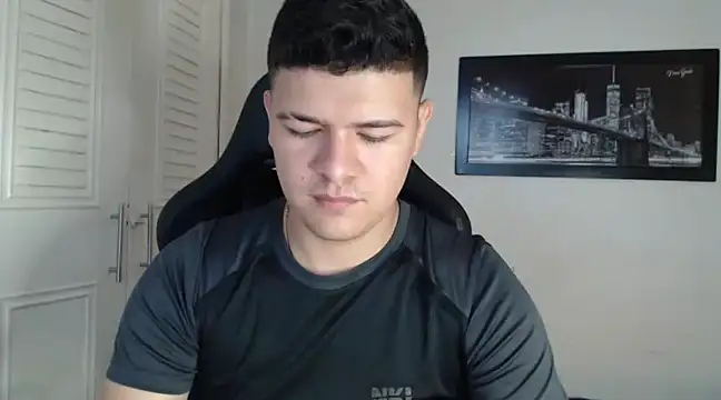 Plug Control online show from December 14, 3:15 pm