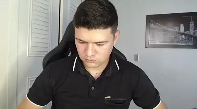 Plug Control online show from January 8, 8:07 pm