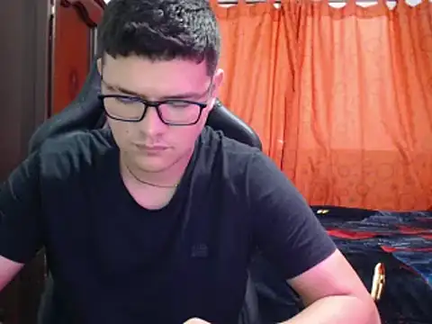 Plug Control online show from March 11, 3:12 pm