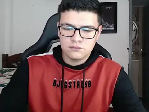 Plug Control online show from March 17, 8:51 pm