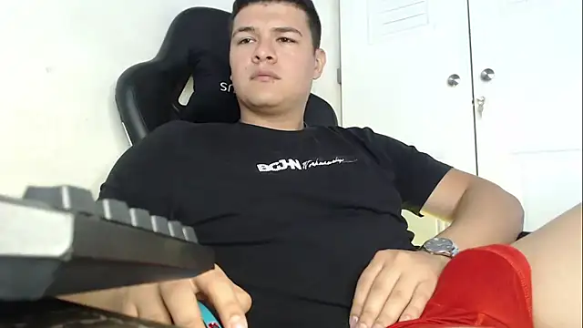 Plug Control online show from September 11, 4:40 pm