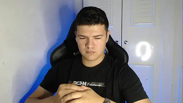 Plug Control online show from September 12, 4:45 am