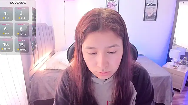 Amy joones online show from March 6, 1:35 pm