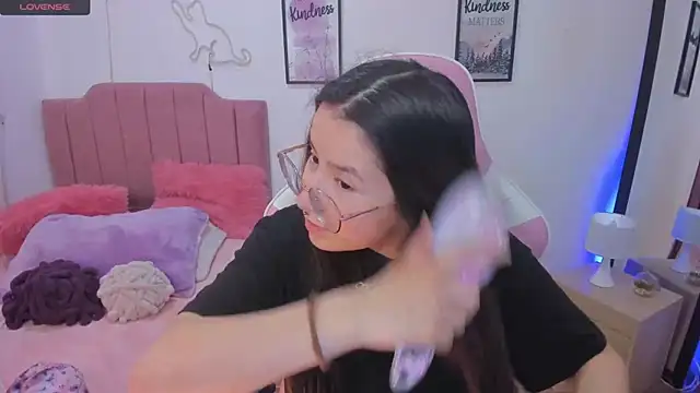 Amy joones online show from November 15, 12:56 pm