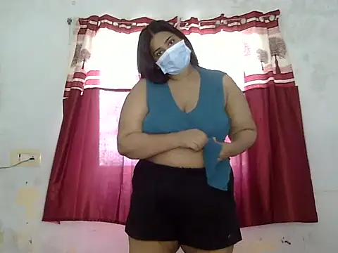 cutelady65 online show from September 26, 7:01 am