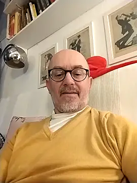 Snapshot of MadProfessor chatting on March 3, 4:57 pm MadProfessor online show from March 3, 4:57 pm