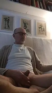 Snapshot of MadProfessor chatting on March 18, 1:47 pm MadProfessor online show from March 18, 1:47 pm