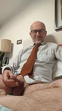 Snapshot of MadProfessor chatting on March 25, 1:28 pm MadProfessor online show from March 25, 1:28 pm