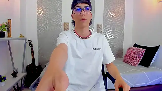 Nikolay Gregori online show from March 9, 7:56 am