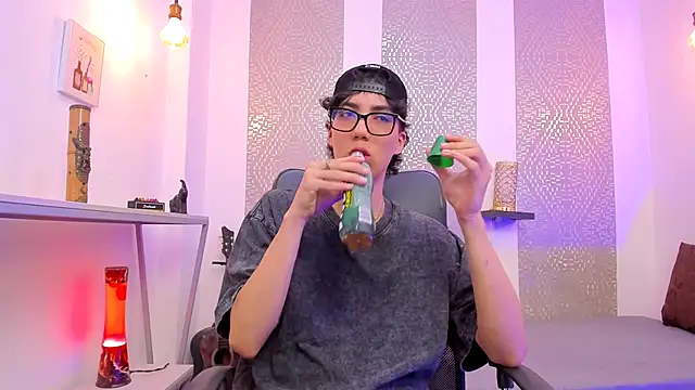 Nikolay Gregori online show from October 20, 4:13 am