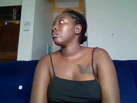Snapshot of choco_dimples chatting on December 12, 3:27 pm choco dimples online show from December 12, 3:27 pm