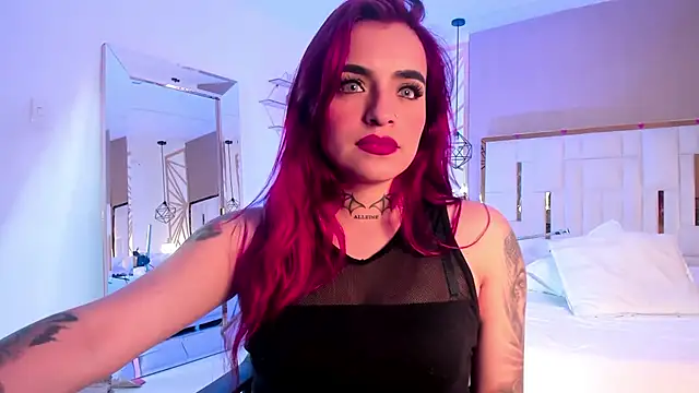 valeriee millerr  online show from March 13, 6:23 pm