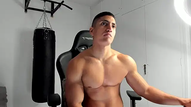 Snapshot of dan01_ chatting on November 8, 2:50 pm dan01 online show from November 8, 2:50 pm