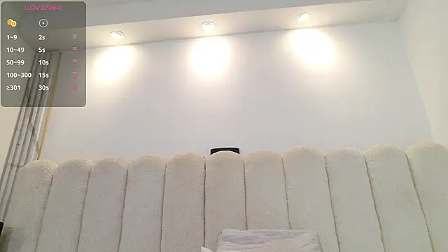 cherrywelll online show from February 11, 11:21 pm