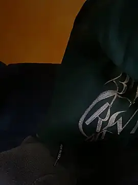 Snapshot of ToAnWTW chatting on October 31, 10:33 pm ToAnWTW online show from October 31, 10:33 pm