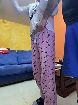 Snapshot of ToAnWTW chatting on February 27, 2:33 am ToAnWTW online show from February 27, 2:33 am