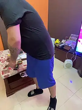 Snapshot of ToAnWTW chatting on March 2, 10:49 pm ToAnWTW online show from March 2, 10:49 pm