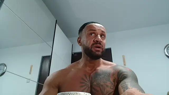 Magnificmuscles89 online show from February 8, 11:57 am