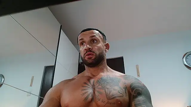 Magnificmuscles89 online show from May 21, 4:03 pm
