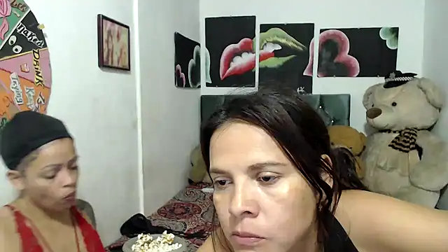 Snapshot of manzanahot9 chatting on March 5, 8:10 pm manzanahot9 online show from March 5, 8:10 pm