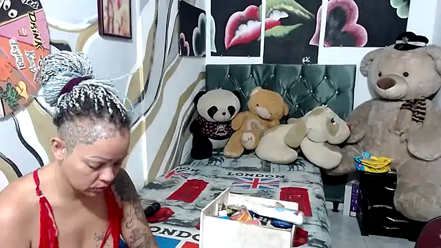 Snapshot of manzanahot9 chatting on September 21, 11:23 am manzanahot9 online show from September 21, 11:23 am