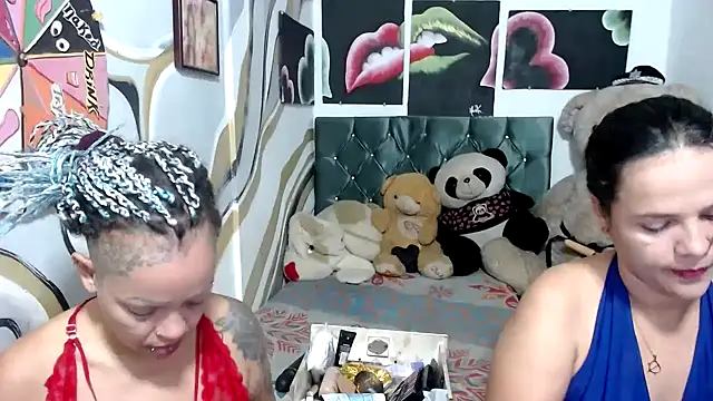 Snapshot of manzanahot9 chatting on November 7, 9:31 am manzanahot9 online show from November 7, 9:31 am