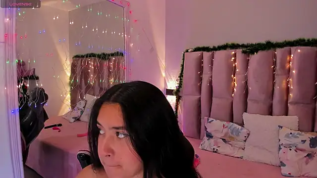 NikyBrookss online show from December 2, 1:28 pm