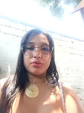 Snapshot of kitty_roouse chatting on March 31, 5:57 pm kitty roouse online show from March 31, 5:57 pm