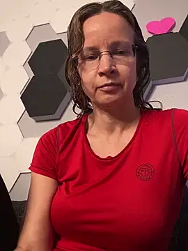 AnnikaRose online show from May 7, 5:46 am