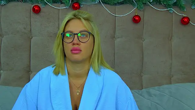 MariaNeumann online show from December 19, 6:20 am