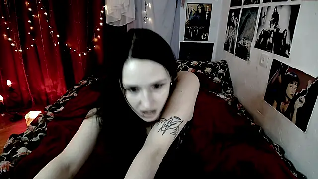 Snapshot of Tricky_Vicky666 chatting on January 11, 12:15 am Tricky Vicky666 online show from January 11, 12:15 am