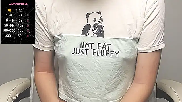 Snapshot of RRUUBBYYY chatting on October 2, 6:42 am RRUUBBYYY online show from October 2, 6:42 am