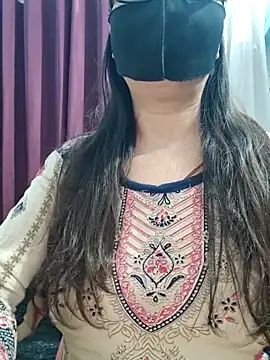 Aishwaryaa 69 online show from May 18, 2:29 am