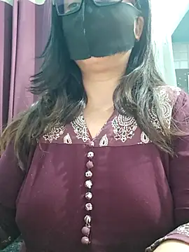 Aishwaryaa 69 online show from May 18, 12:55 pm