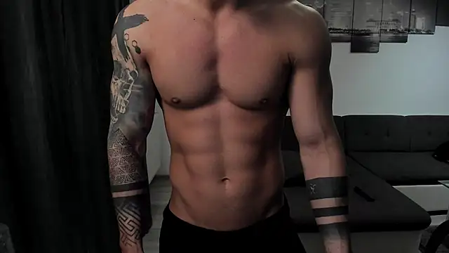 Richarddarell1 online show from December 3, 5:53 am