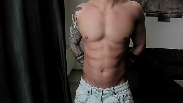 Richarddarell1 online show from May 20, 4:51 am