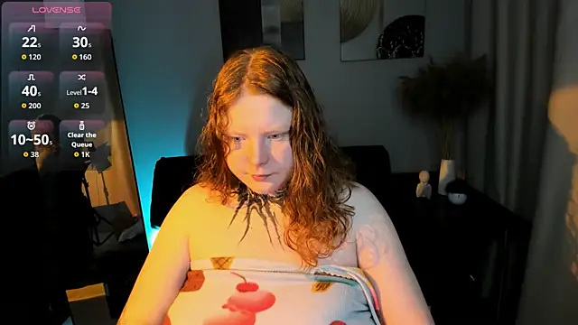 Cassie xKiss online show from May 6, 8:36 pm