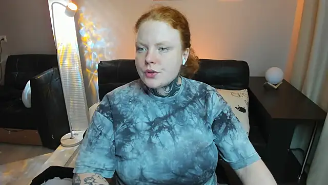 Cassie xKiss online show from May 12, 8:39 pm
