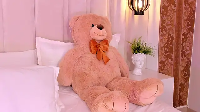 Snapshot of bonniekim_ chatting on March 6, 2:18 pm bonniekim online show from March 6, 2:18 pm