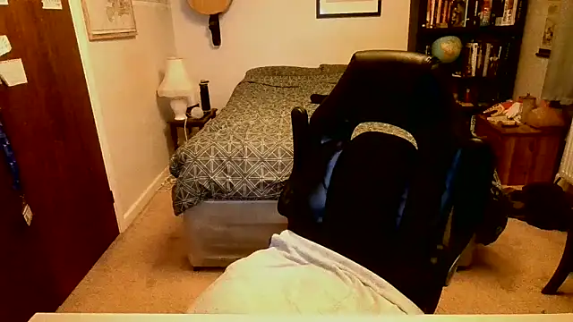 Hairy Guy30 online show from February 10, 8:21 pm