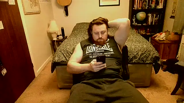 Hairy Guy30 online show from February 20, 9:20 pm