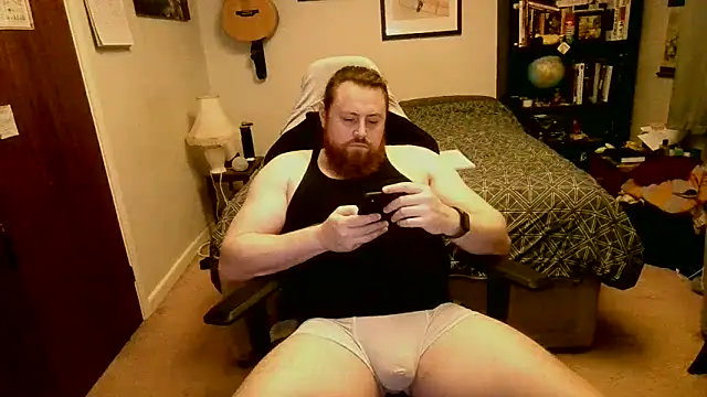 Hairy Guy30 online show from March 27, 1:33 am