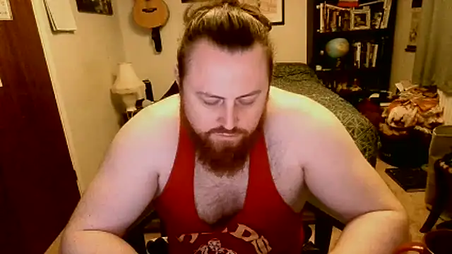 Hairy Guy30 online show from April 2, 8:39 pm