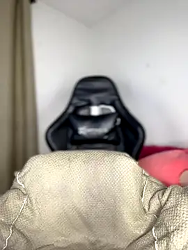 Miaa love6969 online show from October 18, 11:27 pm