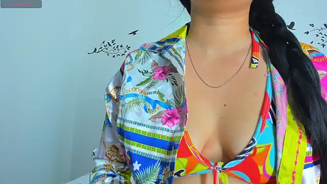 Snapshot of ayheleensexygirl1 chatting on February 5, 8:46 pm ayheleensexygirl1 online show from February 5, 8:46 pm